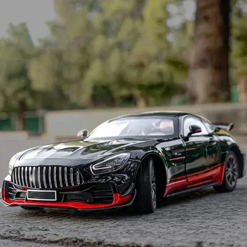 1:18 Mercedes-Benz GTR Diecast Model Car With Sound And Light Metal - Image 2