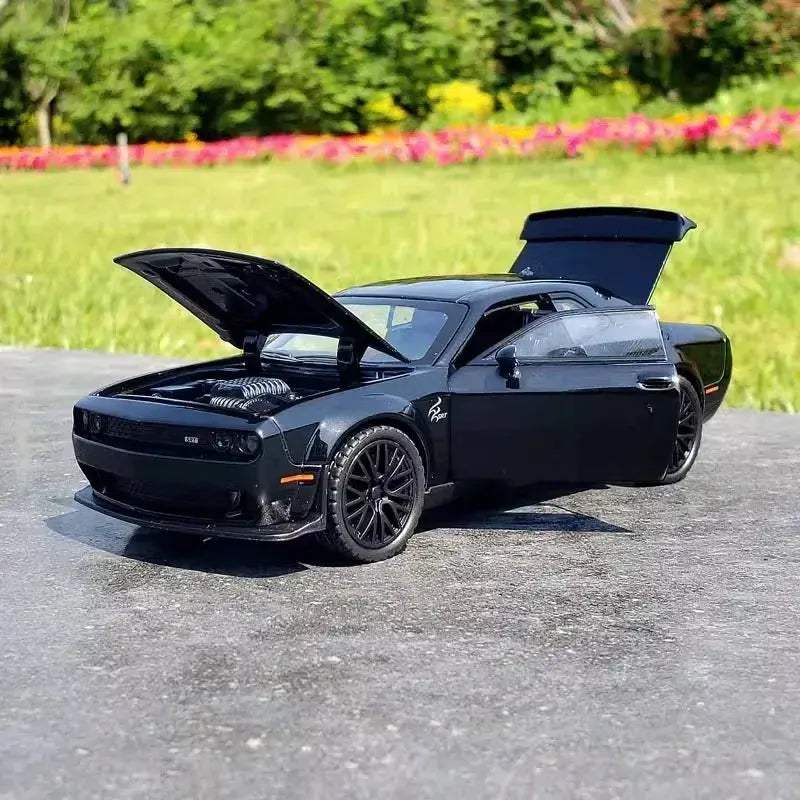 1 32 Die Cast Metal Dodge Challenger Hellcat Redeye With Sound And Light - Image 2