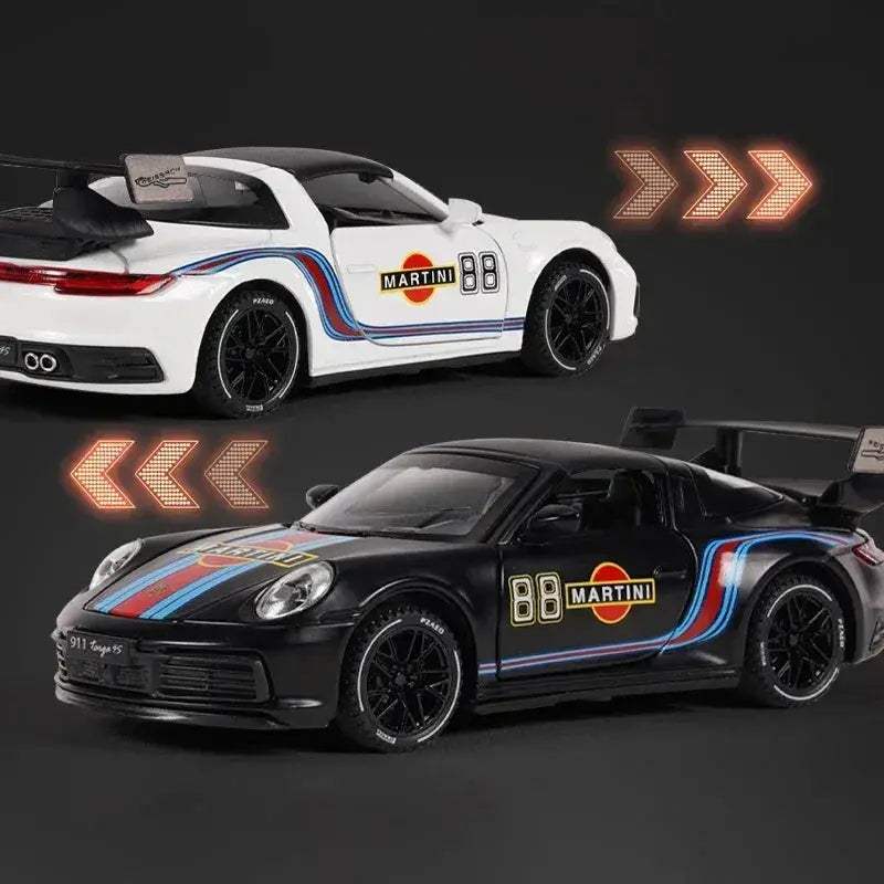 1:32 Porsche 911 Targa 4S Martini Racing Diecast Metal Model Car Pull Back - Image 3
