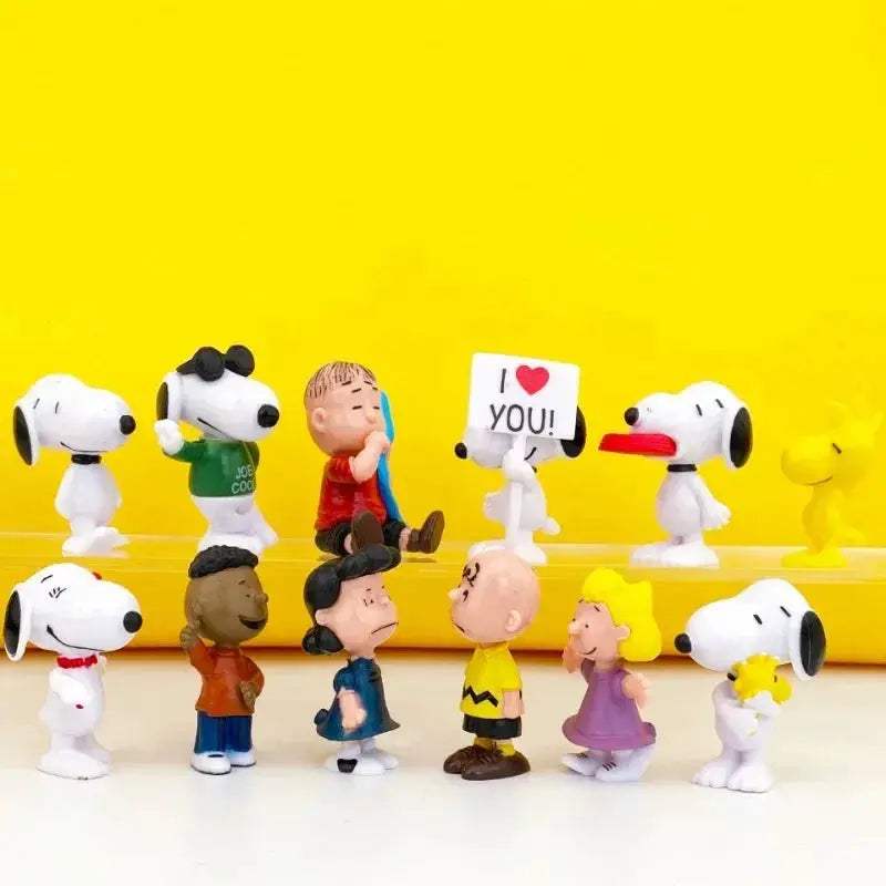 Snoopy Cartoon Action Figures Set For Car Desk Decor - Image 2