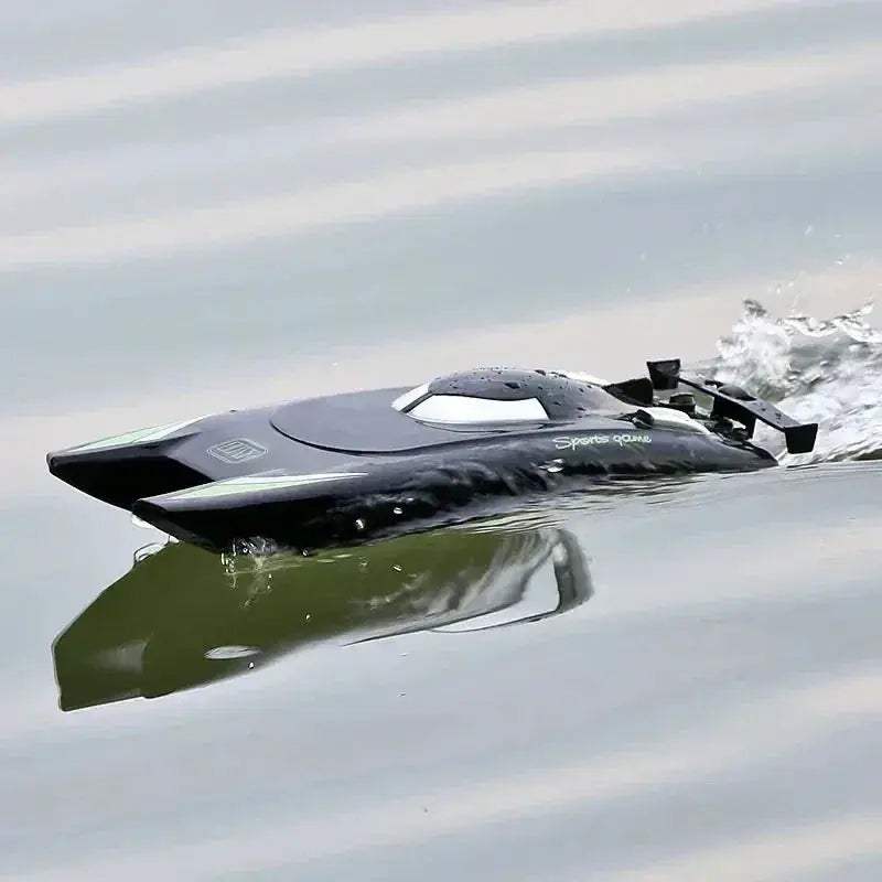 2.4G RC High Speed Waterproof Dual Motor Speedboat - Image 2