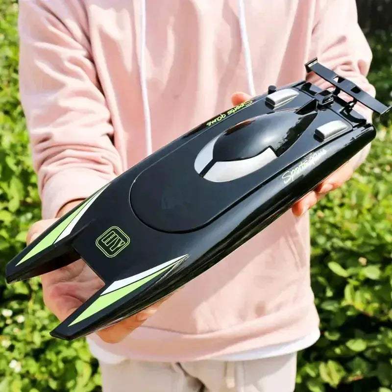2.4G RC High Speed Waterproof Dual Motor Speedboat - Image 5