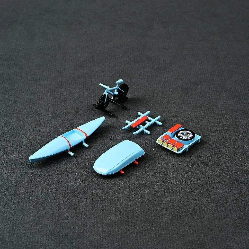 64 Scale Model Car Roof Accessories With Bicycle And Kayak - Image 7