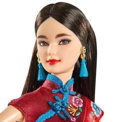 Barbie Lunar New Year Doll - Image 6