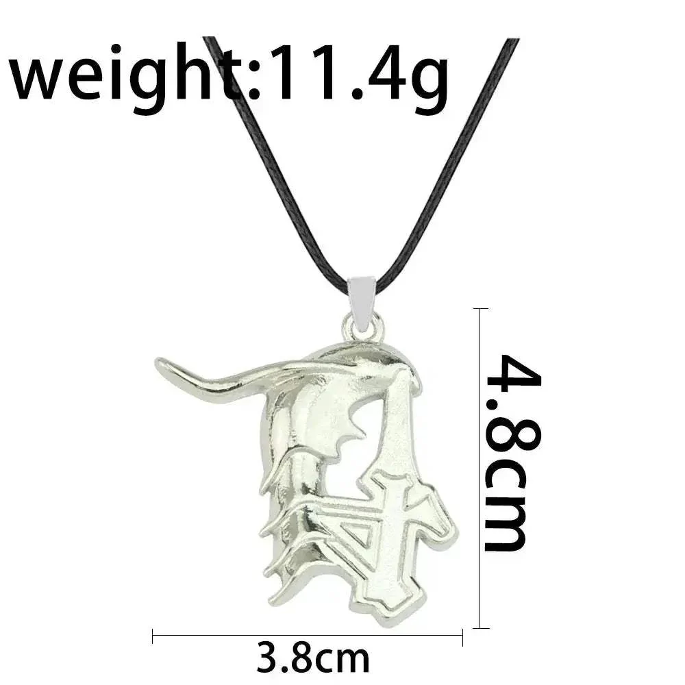 Bleach Ulquiorra Cifer Mask Anime Necklace Fashion Broken Masks Pendant Metal Choker Necklace - Image 6