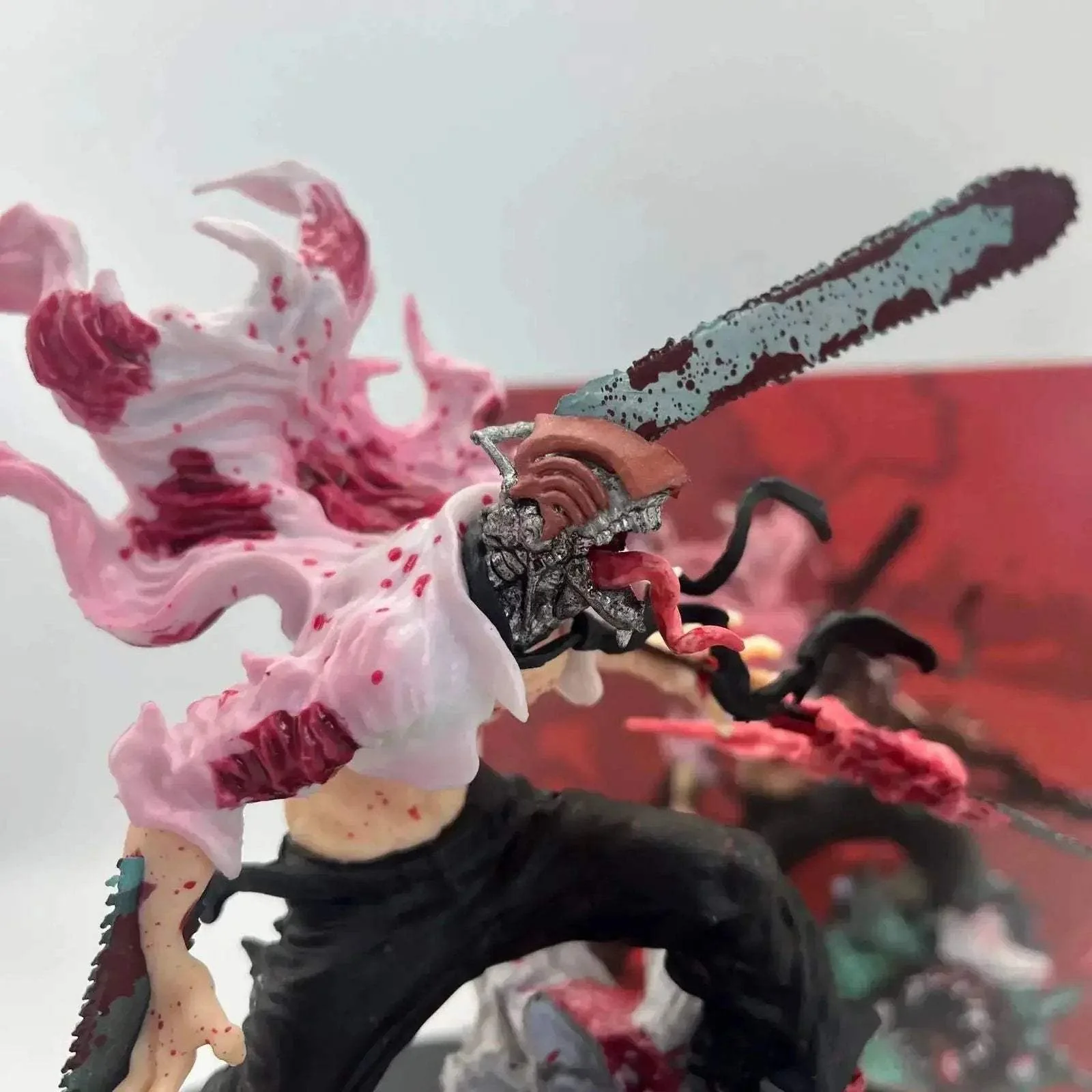 Chainsaw Man Denji Vs. The Bat Devil Anime Figurine, Chainsaw Man Figurines 16 cm - Image 5