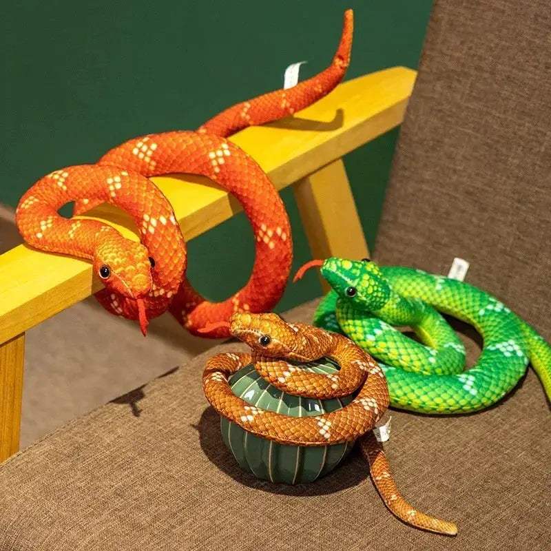 Funny Cartoon Snake Plush Prank Toy For Playtime Anytime - Image 3