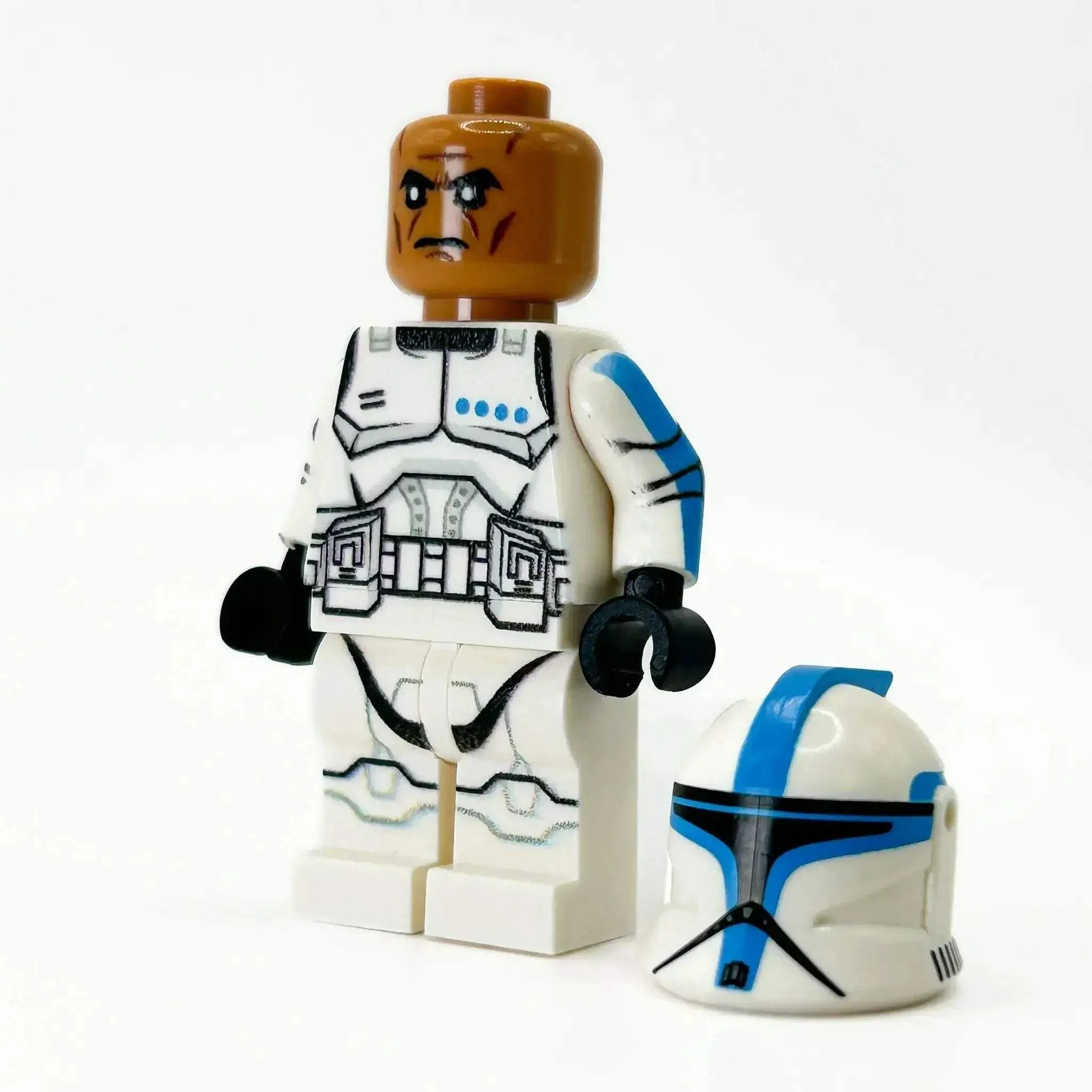 Custom Lieutenant Clone Trooper (Dark Azure, Phase 1) Minifig made using LEGO parts - Image 3