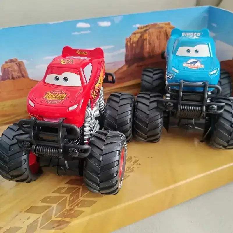 Disney Pixar Cars Pullback Toy Set With Lightning McQueen - Image 5
