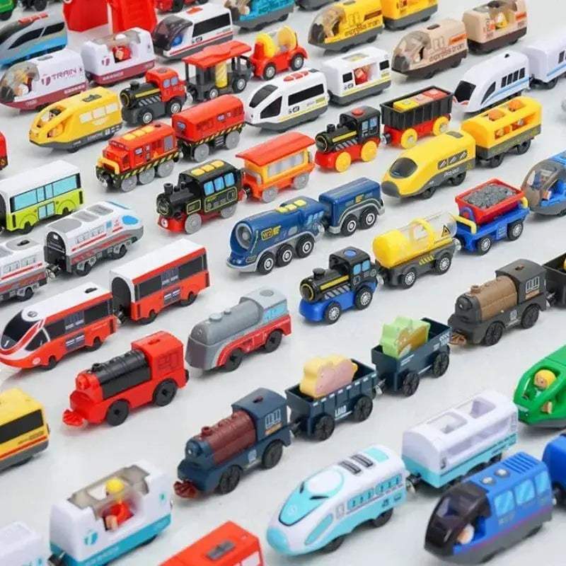 Durable Diecast Locomotive Train Set For Wooden Tracks