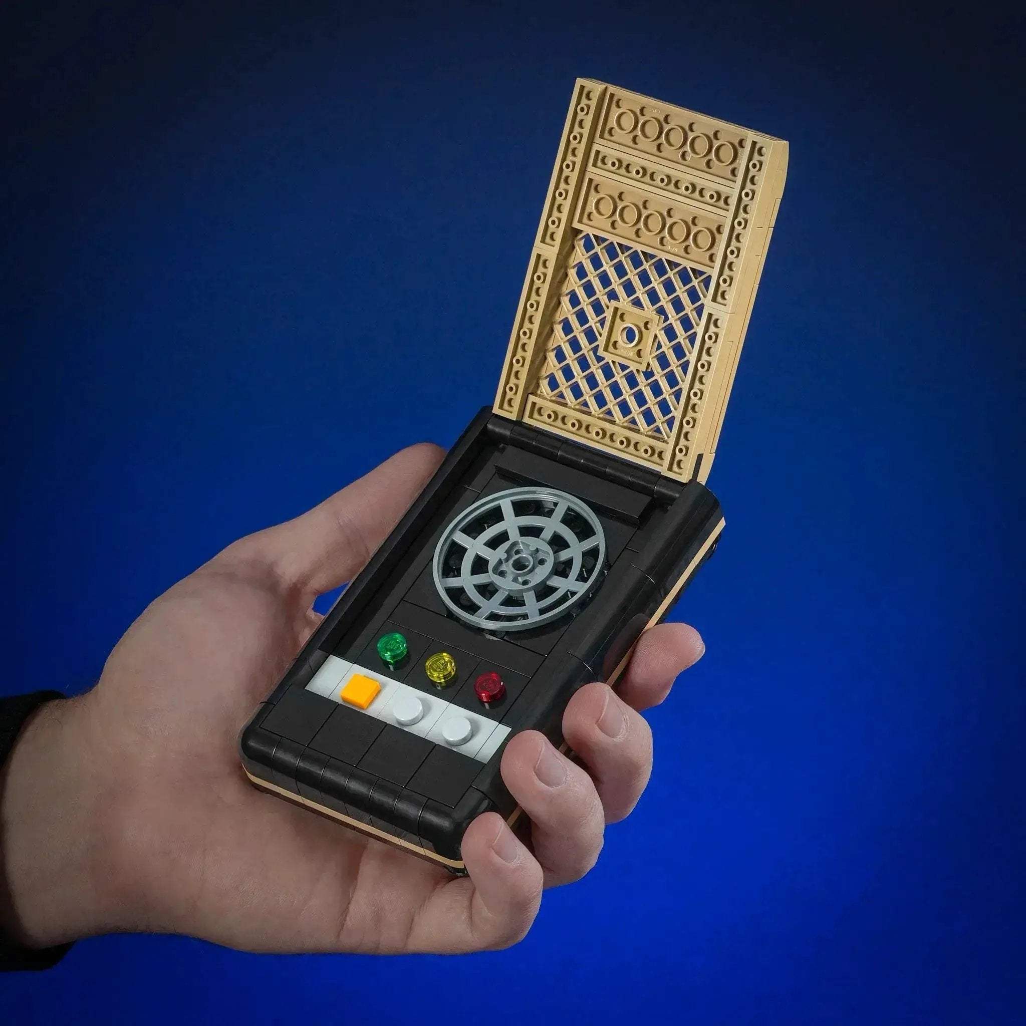 Federation Badge & Original Communicator - Image 3