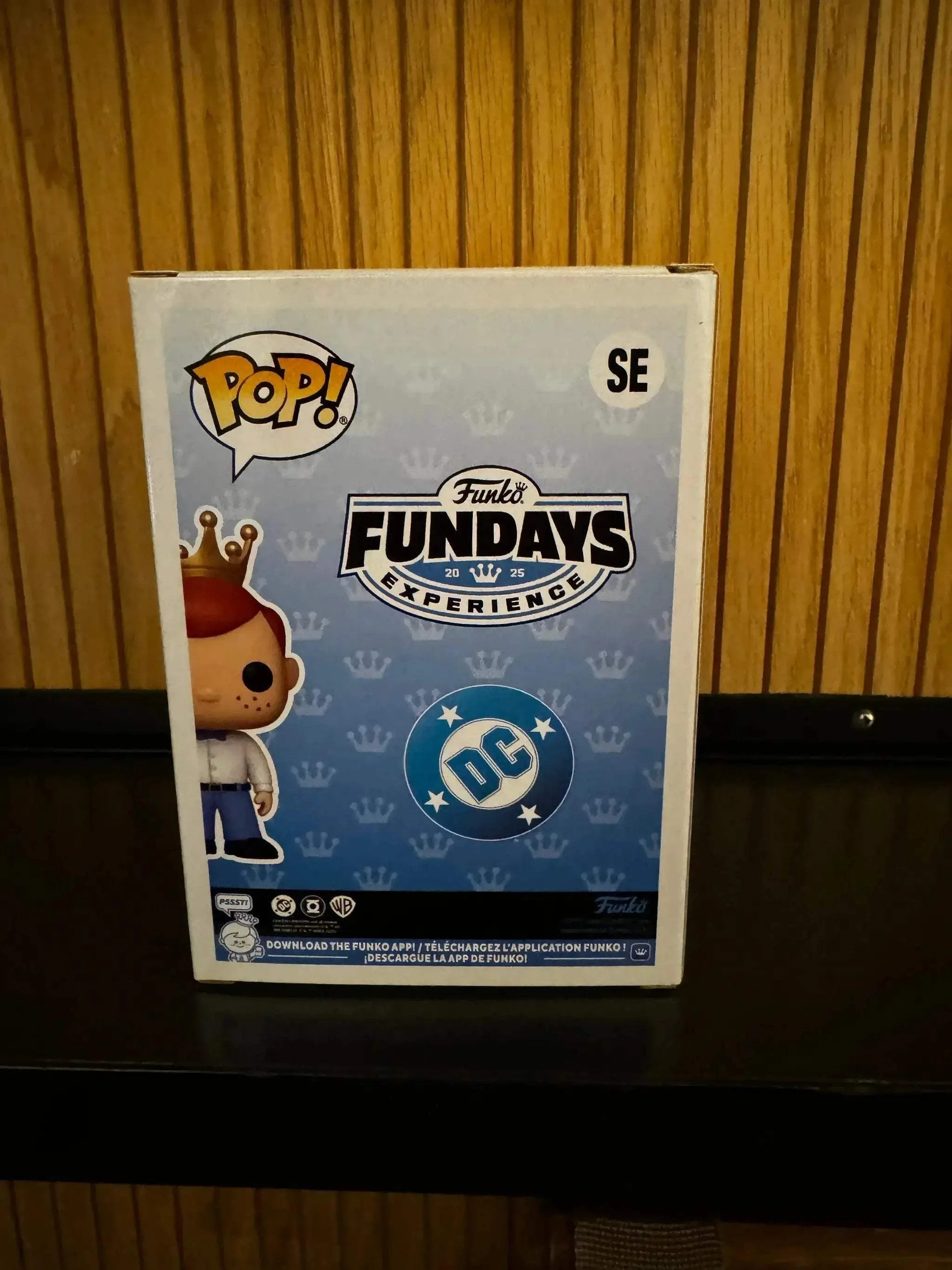 Funko Fundays Experience 2025: Pop! Originals DC Freddy Funko as Red Lantern () LE1000 - Image 2