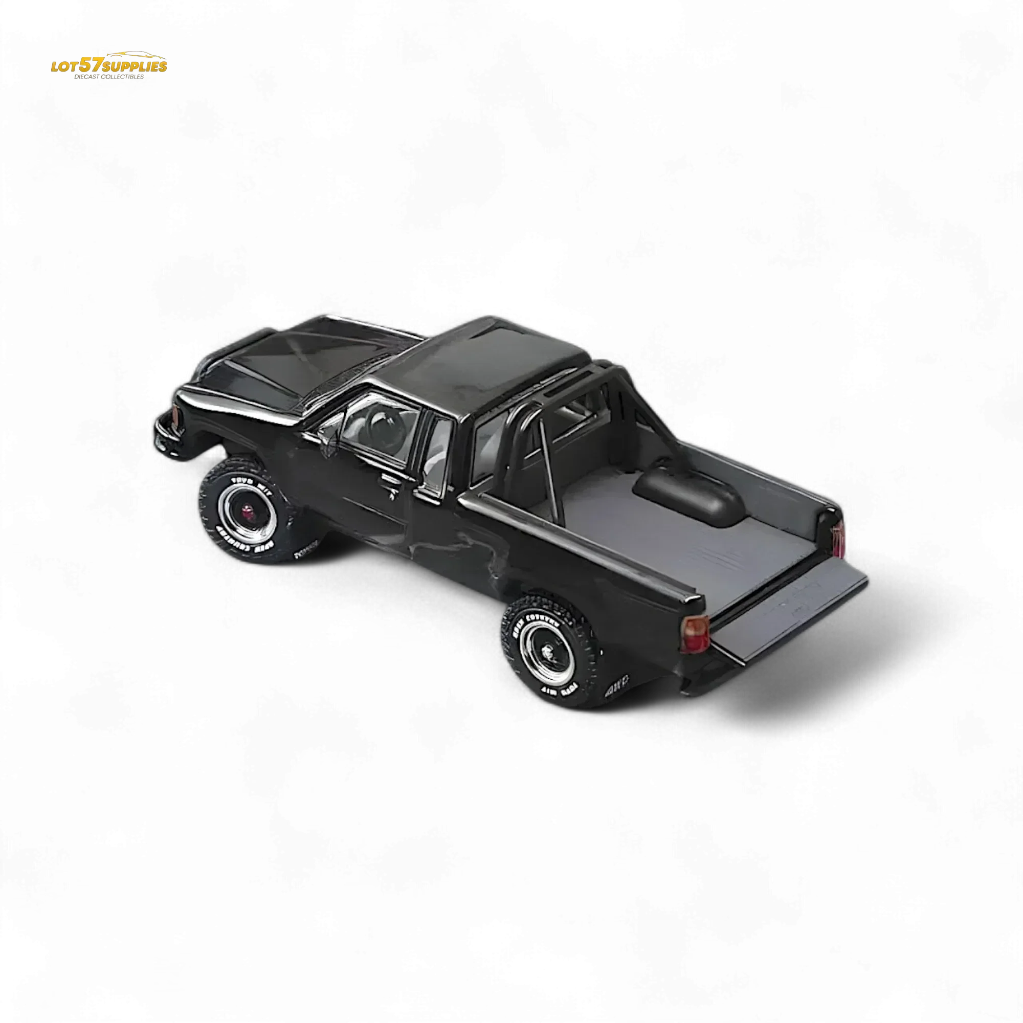GCD Toyota Hilux SR5 Black 1:64 - Image 2