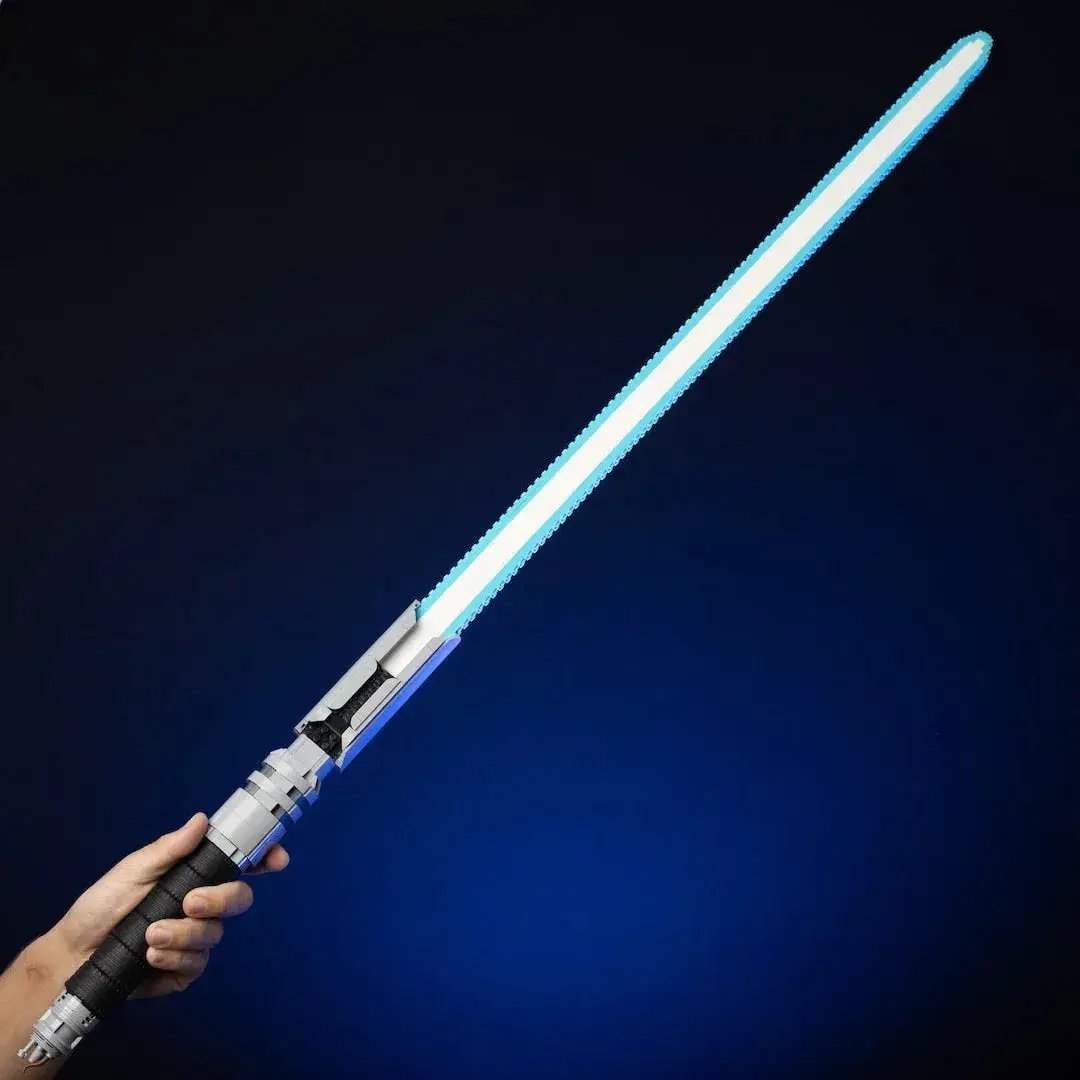 Kestis' Life-Sized Saber - Image 5
