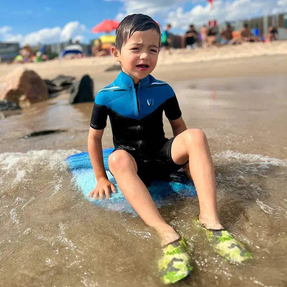 Kids Neoprene Wetsuit With Front Zip For Surfing Warmth - Image 2