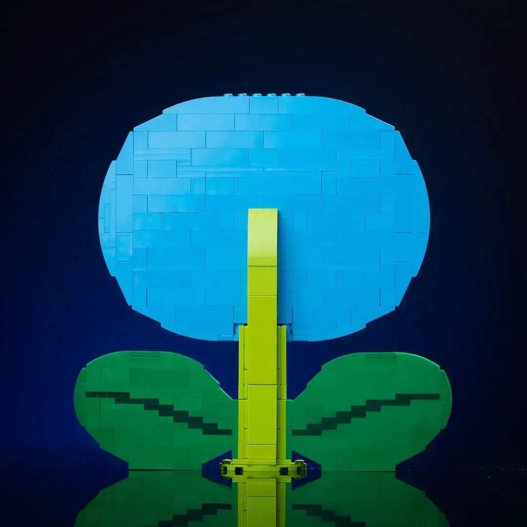 Life-Sized Ice Flower - Image 4