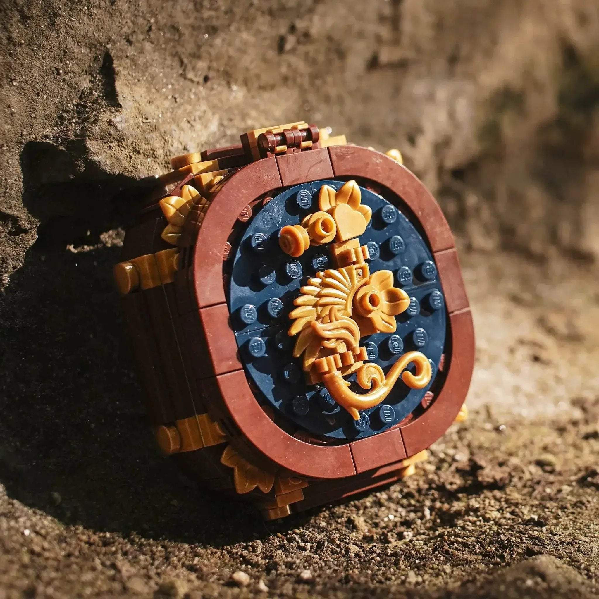 Life-Sized Pirate Compass - Image 4