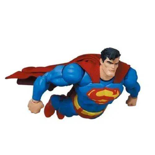 Medicom DC Batman The Dark Knight Returns - Superman MAFEX Action Figure - Image 7