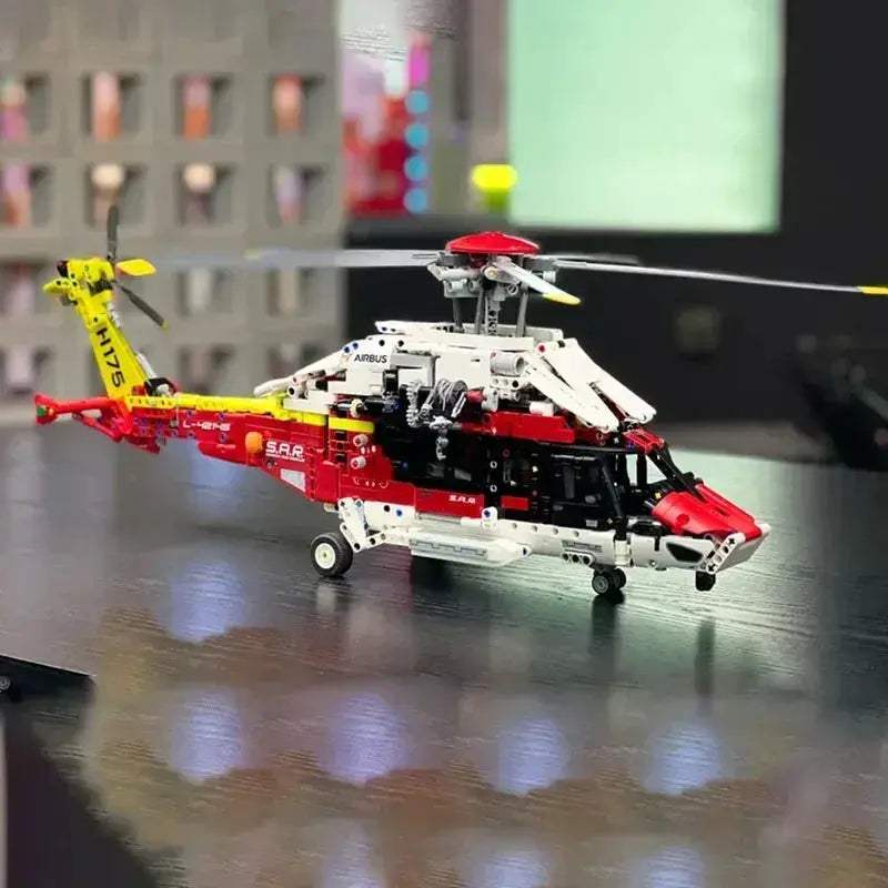 MOC Airbus H175 Rescue Helicopter Lego Compatible Blocks With Spinning Rotors - Image 3