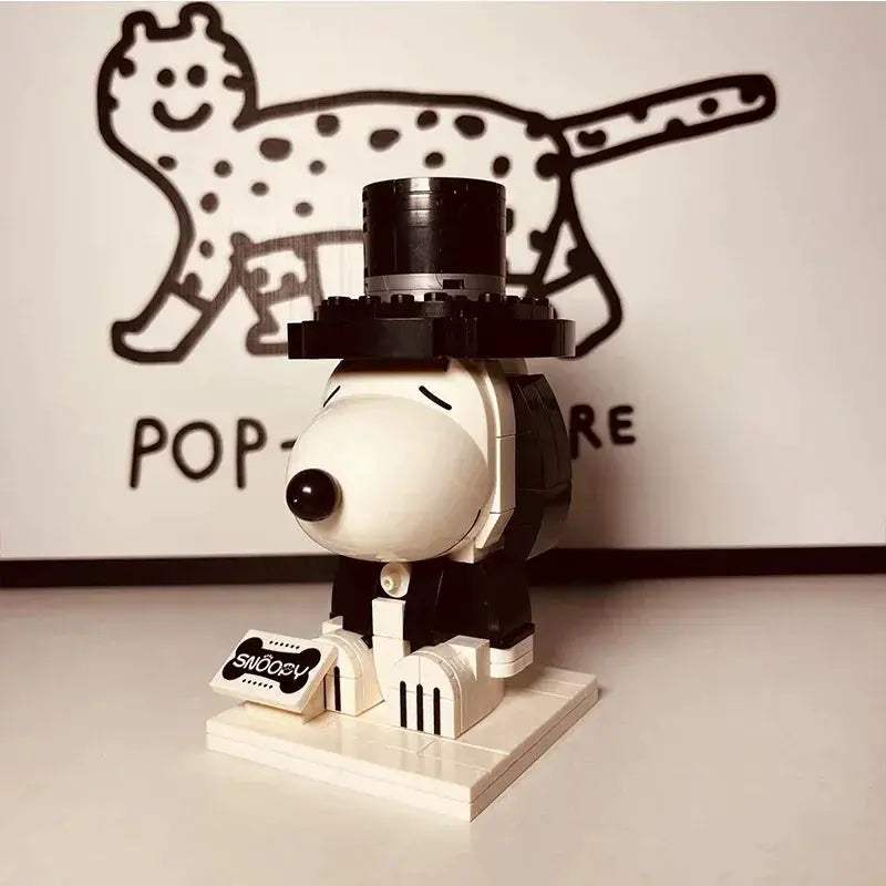 MOC Snoopy Building Blocks Lego Compatible Collectible Model Kit - Image 9