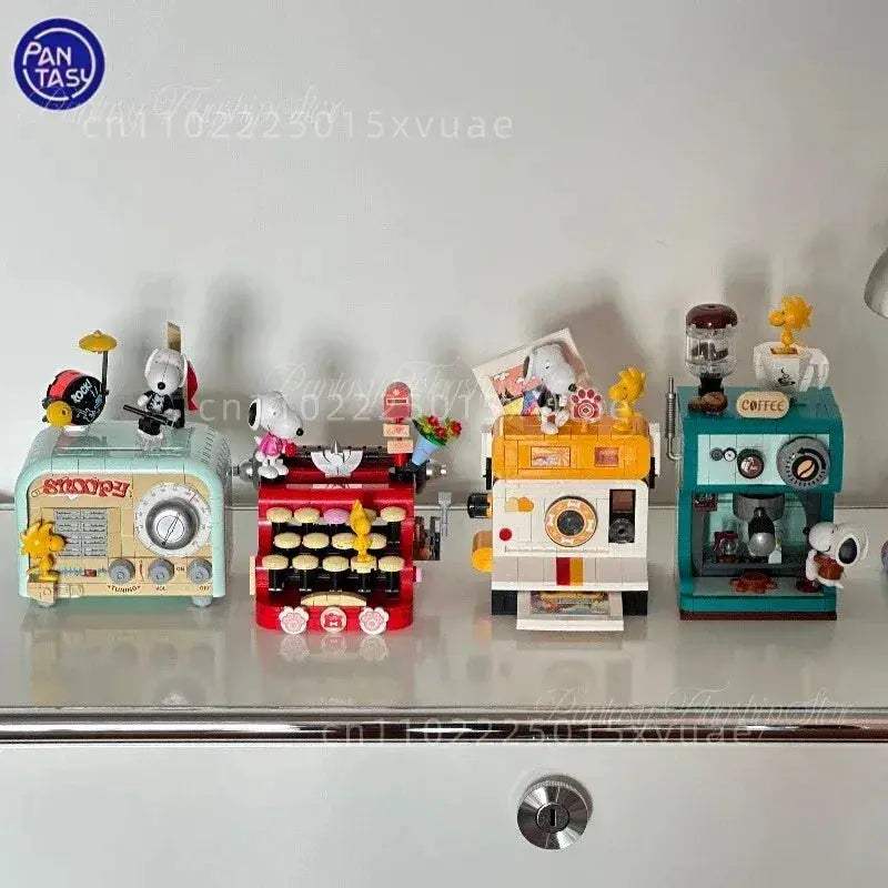 MOC Snoopy Building Blocks Set Lego Compatible Puzzle Kit - Image 4