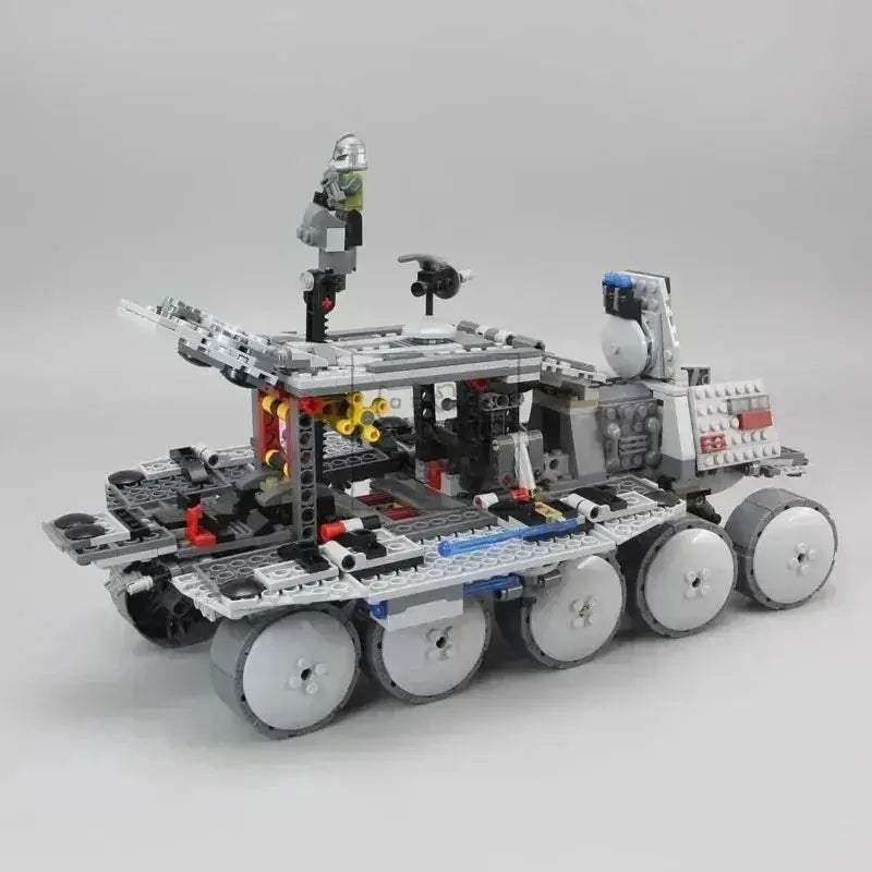MOC Space War Tank Building Blocks Set With 903 Pieces - Image 6
