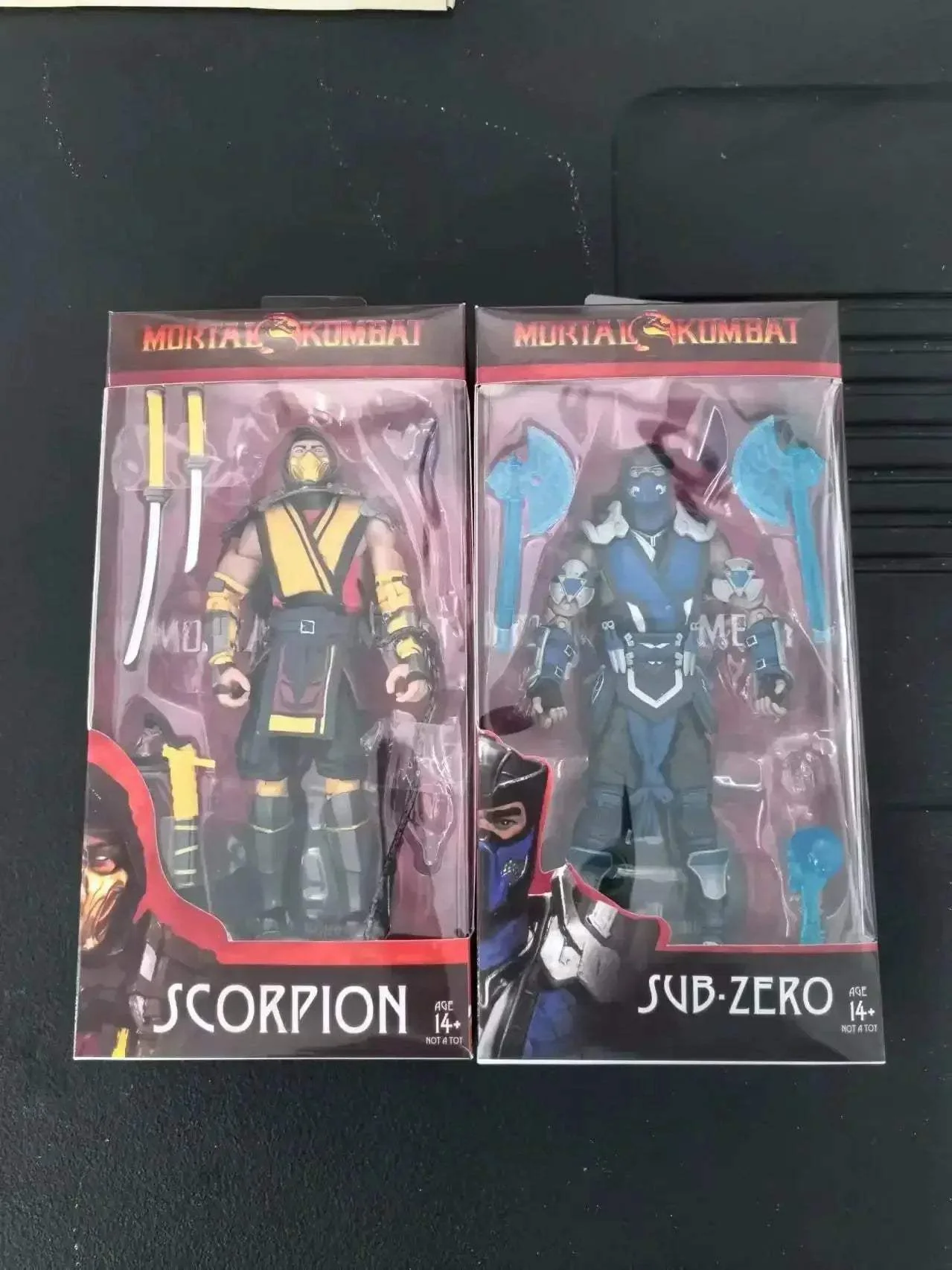Mortal Kombat Sub Zero Scorpion 7-Inch Articulated Action Figures - Image 2