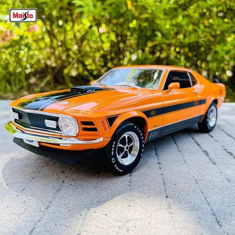 Premium Diecast Model 1 18 Ford Mustang Mach 1 Collectors - Image 8