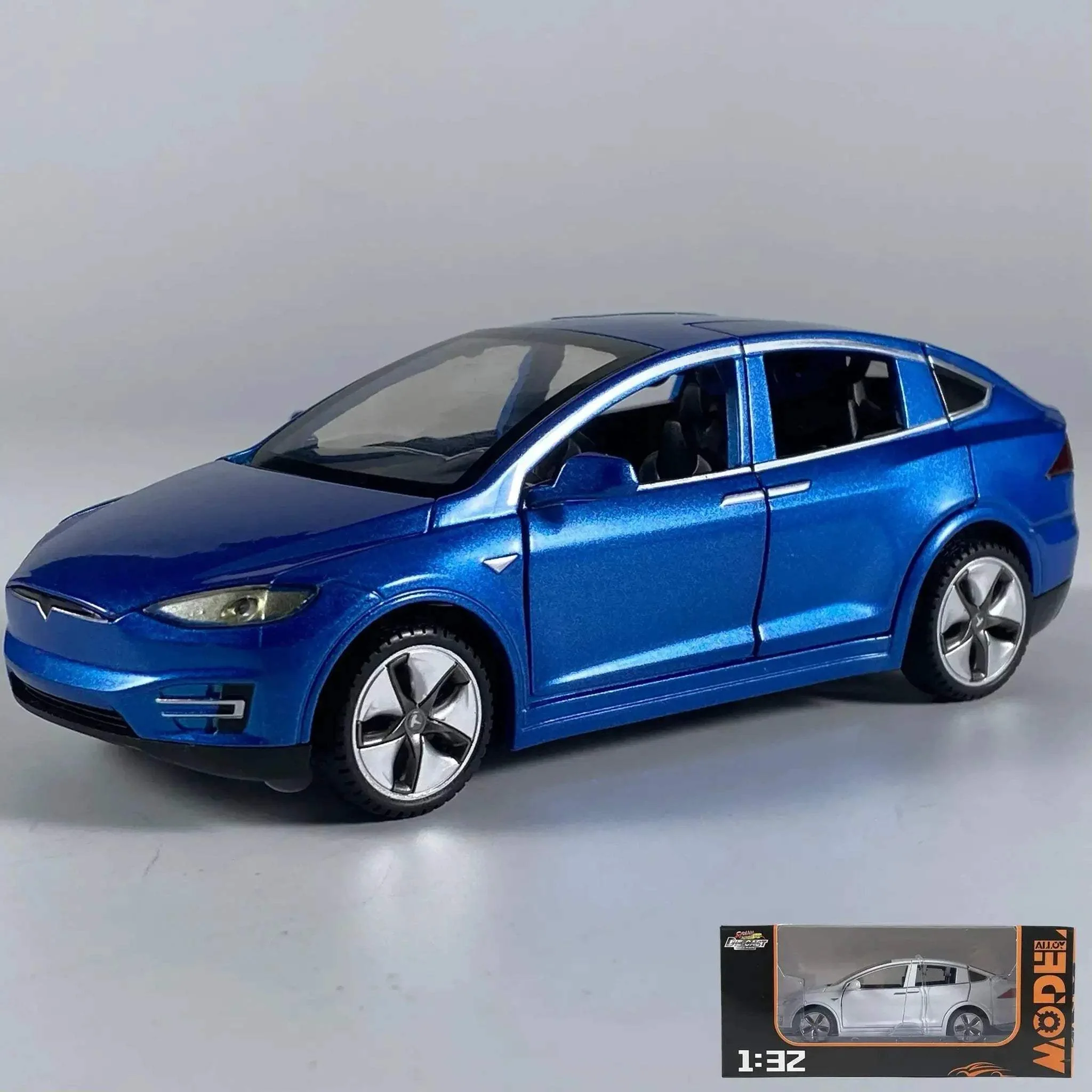 Premium Diecast Model Car 1 32 Scale Alloy SUV Sound And Light Valentines Gift - Image 14