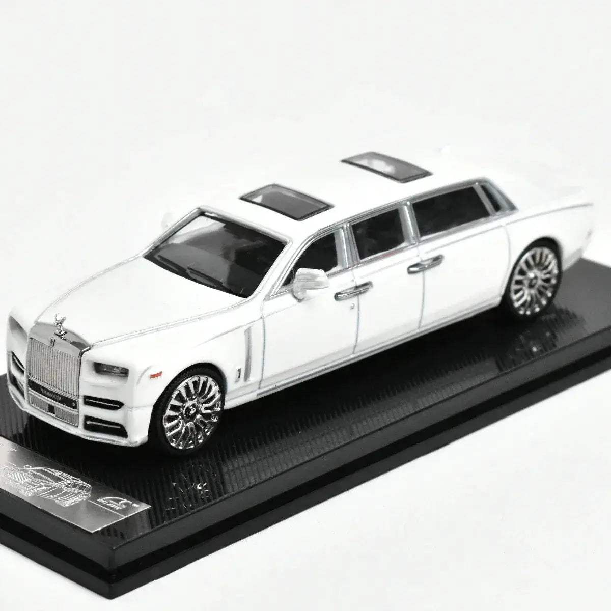 Premium Diecast Model Car Scale One Sixty Four Rolls Royce Phantom For Collectors - Image 14