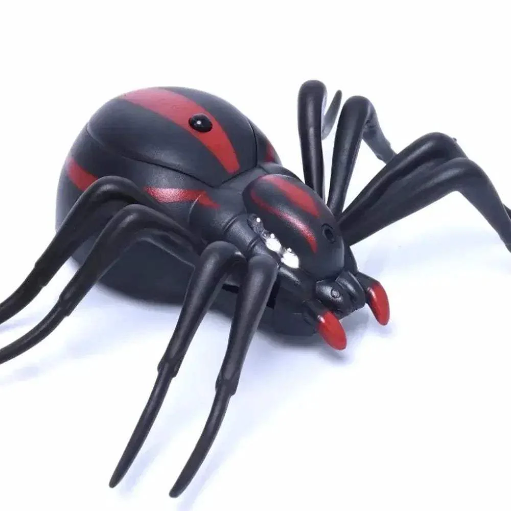RC Spider Insect Toy With Remote Control Prank Gift - Image 3