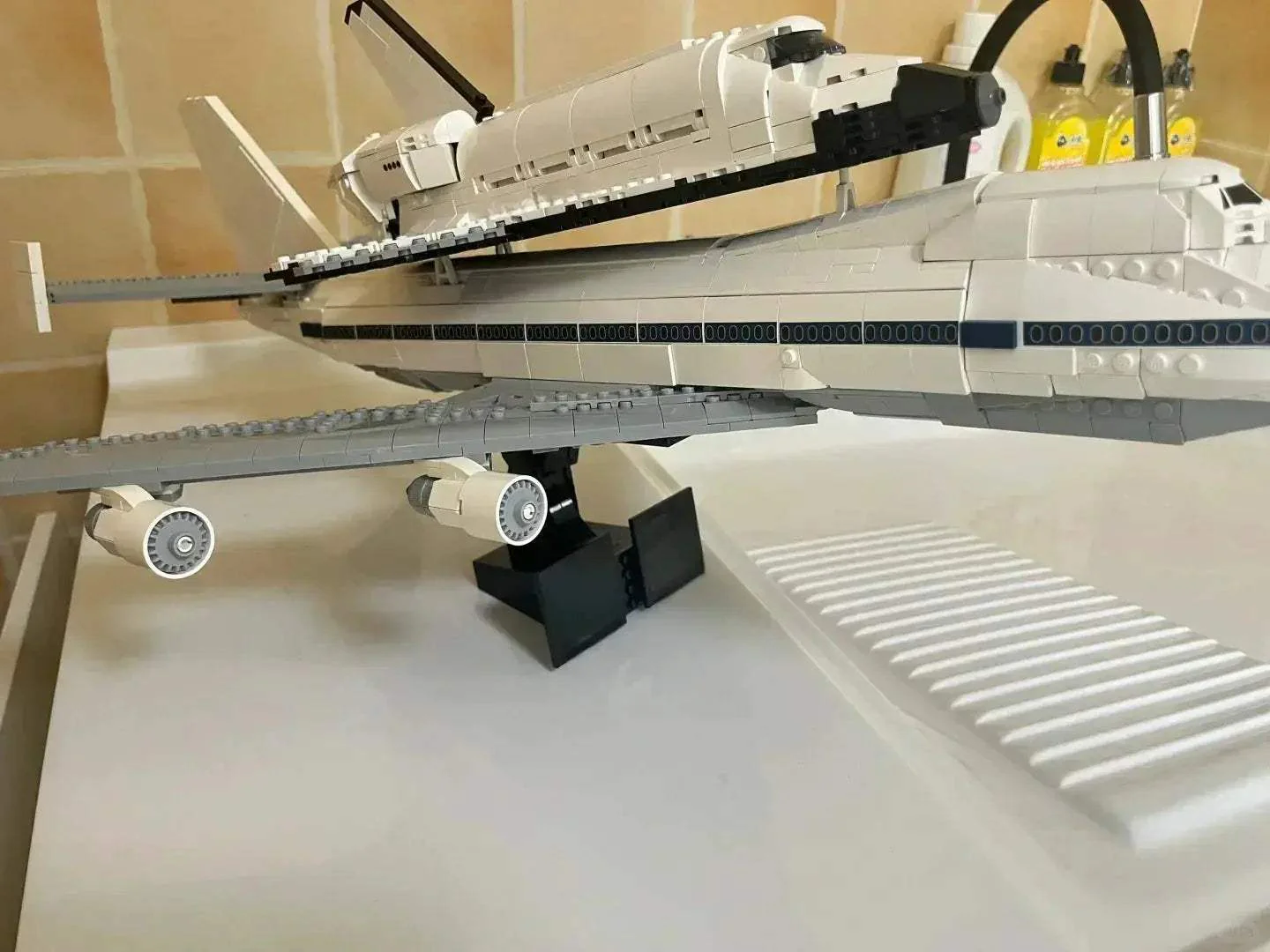 Space Shuttle Model Building Bricks Toy For Kids STEM Gift - Image 4