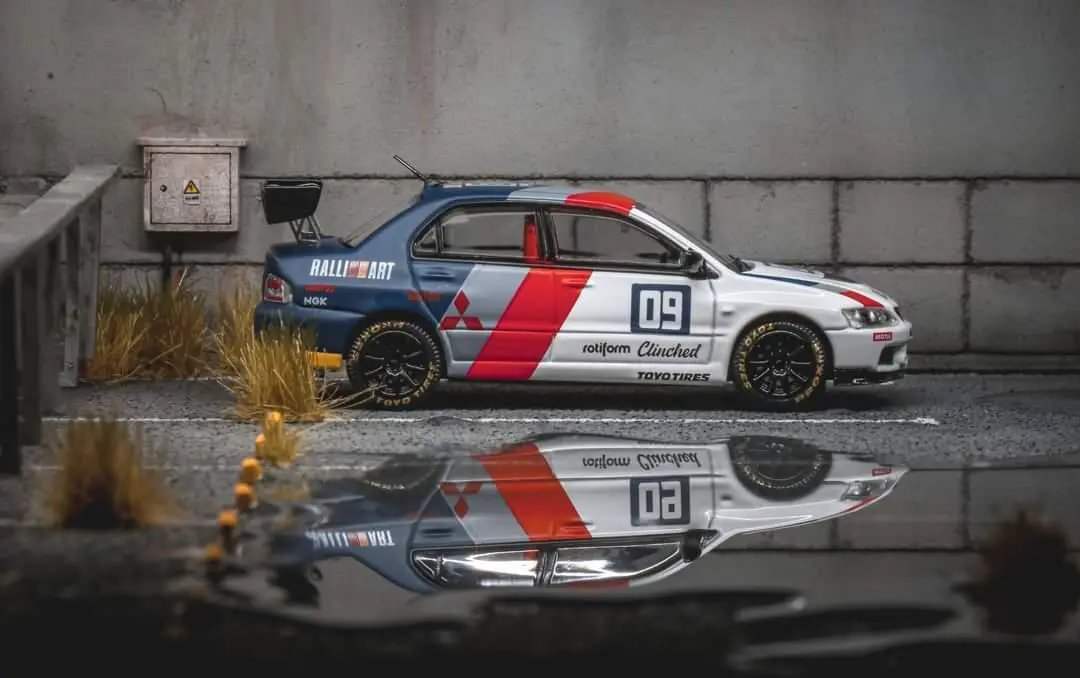 Speed GT Mitsubishi Evolution 9 Ralliart 1:64 - Image 2